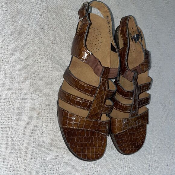 SAS Women’s Strappy Sandals Size 8.5 M Brown Leather Outdoors Going Out Party - Picture 4 of 12
